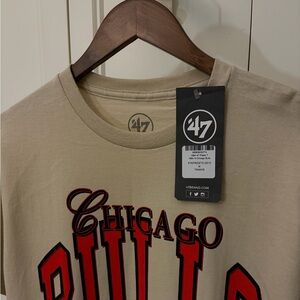 47 Brand Beige Chicago Bulls T-Shirt